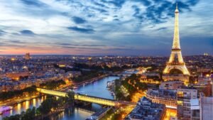 Vietravel Airlines France Office