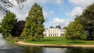 Sky Shuttle Airlines Gunnersbury Office in London