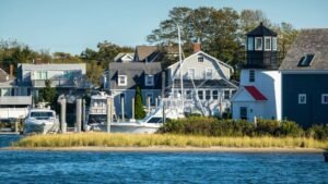 Cape Air Hyannis Office