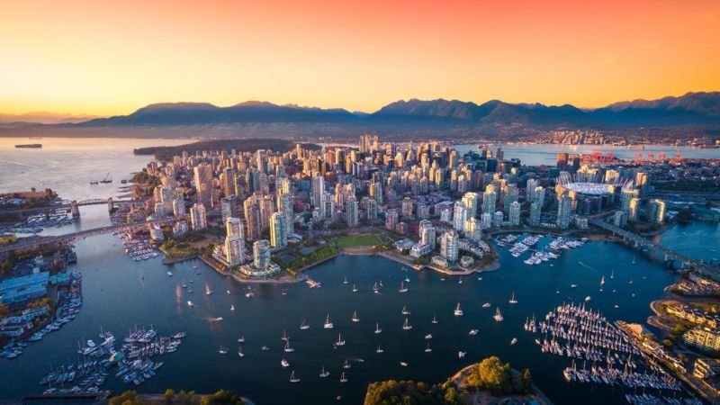United Airlines Ticket Office in Vancouver