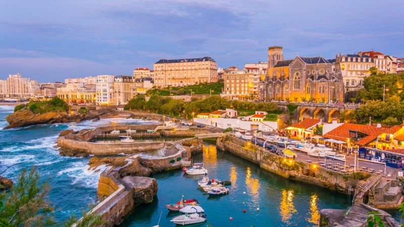 Luxair Biarritz Office in France