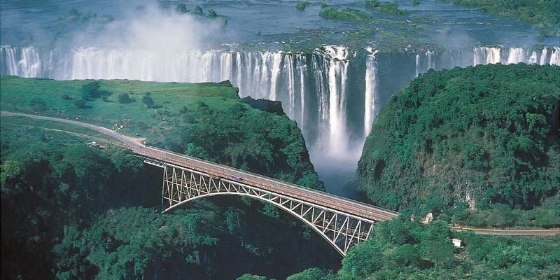 21 Air Victoria Falls Office in Canada