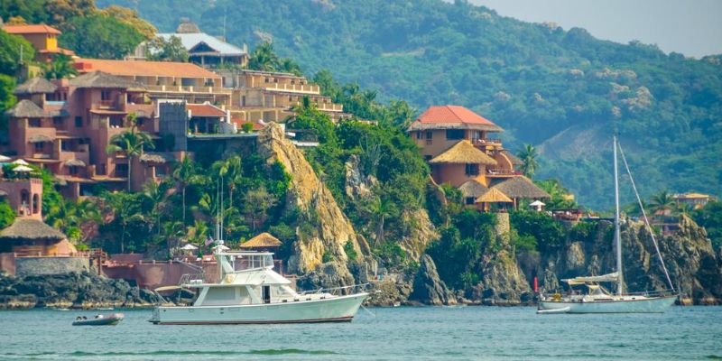 Alaska Airlines Ixtapa Zihuatanejo Office in Mexico
